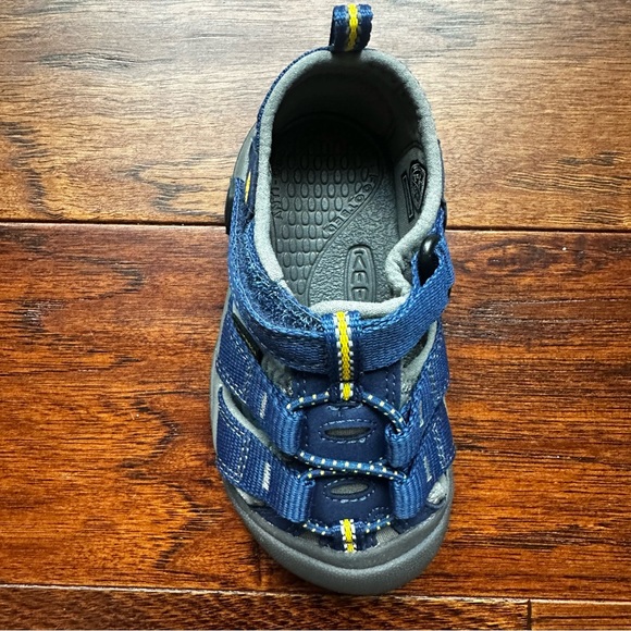 Keen Kids Navy and Charcoal Sandals - Picture 3 of 6